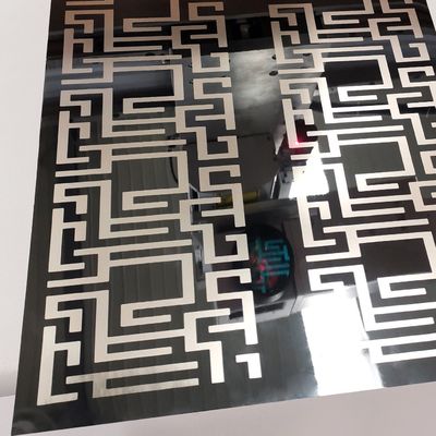 Máquina de flexión de alambre CNC con láser de fibra para decoración de paredes