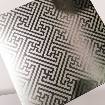 Precisión de grabado 0,0006 mm Máquina de flexión CNC hidráulica para grabado de superficies decorativas