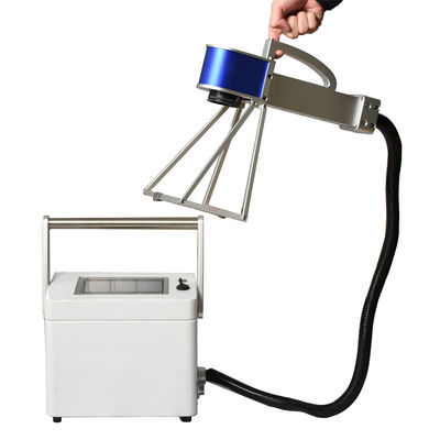 Máquina de marcado con láser de fibra portátil mini 20W 30W 50W para neumáticos de plástico duro de metal