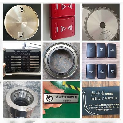 Tipo de mesa de marcado por láser de fibra óptica de 80W 100W para el corte de grabado metálico